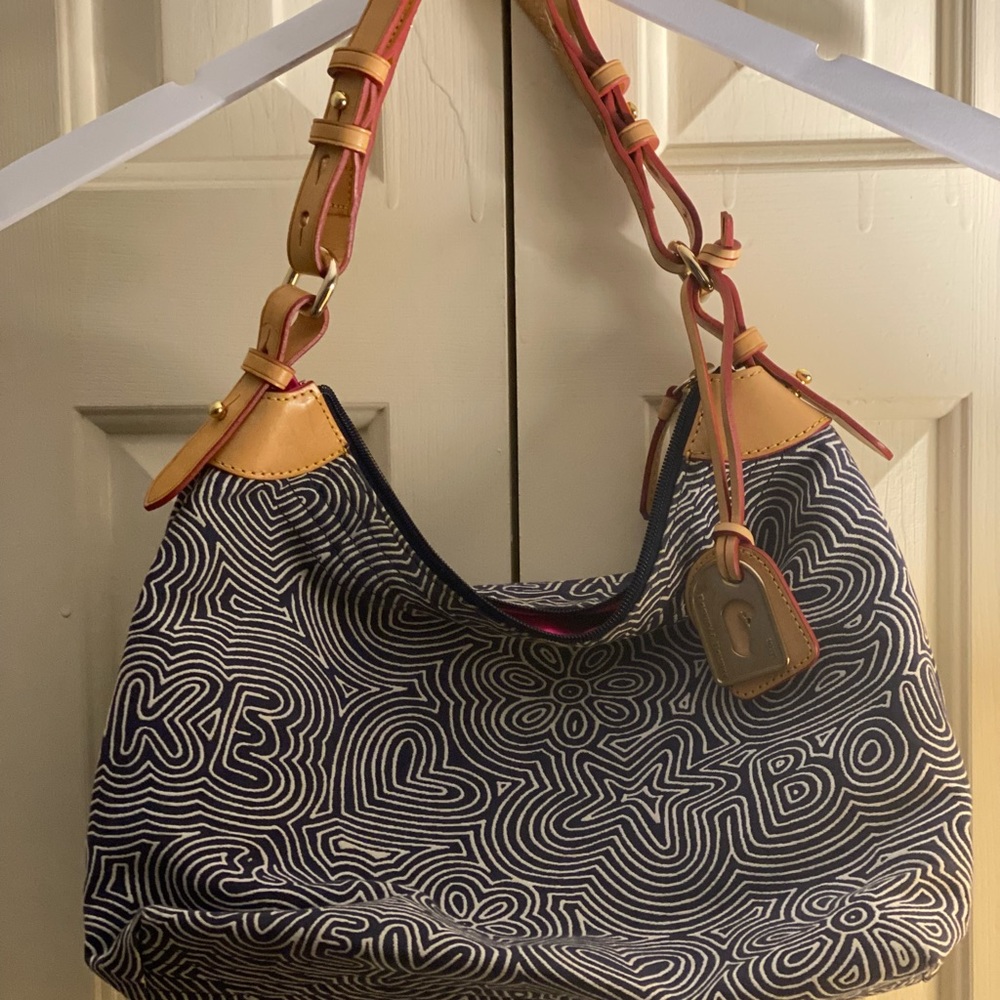 DOONEY & BOURKE Swirl Doodle Hobo excellent condition